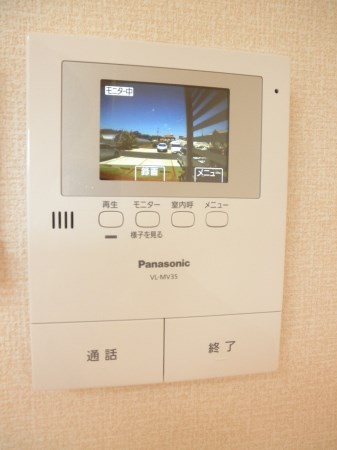 セキュリティ　安心のモニタ付インターホンです。