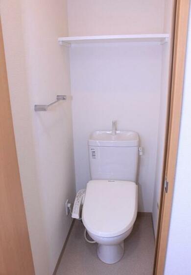 トイレ　別部屋参考写真