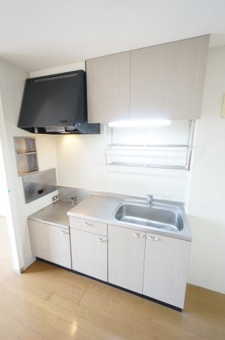キッチン　※同物件、同タイプの写真になります。