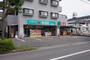 ドラックストア　ココカラファイン セガミ薬品山本店（ドラッグストア）まで335m