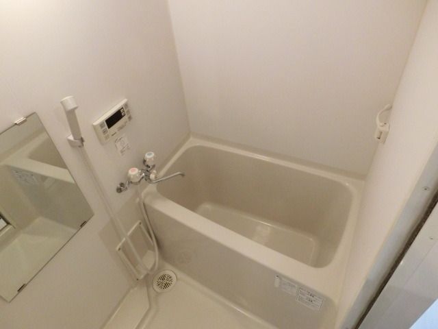 バス・シャワールーム　☆広々としたバスルーム☆