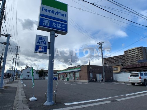コンビニ　ファミリーマート 三河高浜駅南店（コンビニ）まで354m