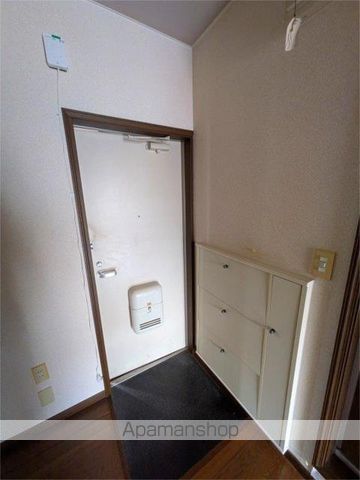 JOY COURT A棟の玄関写真