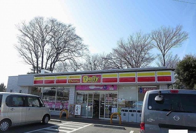 コンビニ　デイリーヤマザキ（コンビニ）まで77m