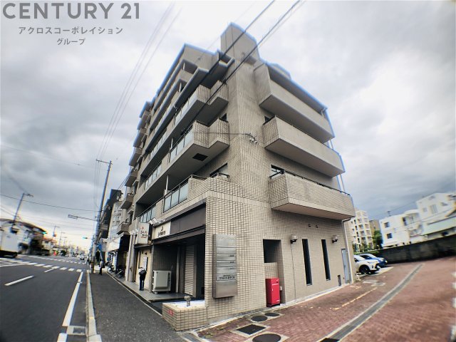 建物外観　オートロック付きで安心です♪