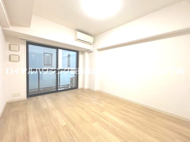 居室・リビング　※同タイプのお部屋になります。