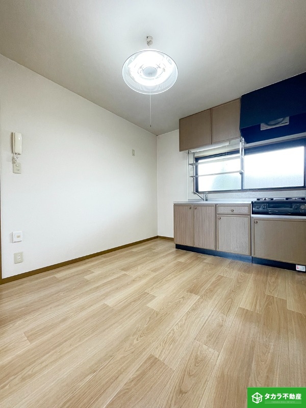 居室・リビング　写真は２０８号