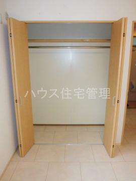 収納　クローゼット