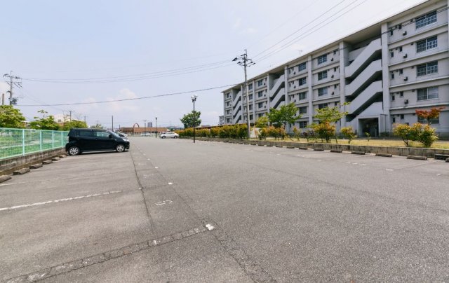駐車場　駐車場完備です