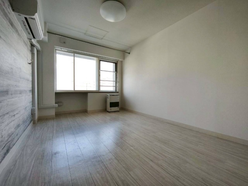 居室・リビング　スタイリッシュな暮らしができるワンルームのお部屋です！