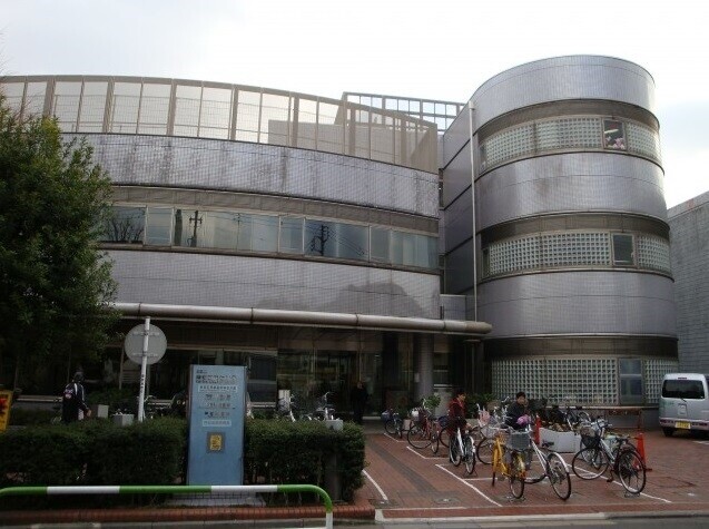 図書館　北区立神谷図書館（図書館）まで846m