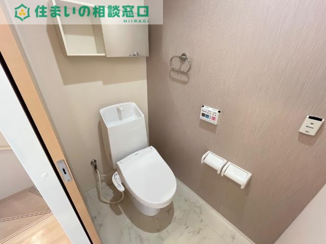 トイレ　シャワー付トイレ