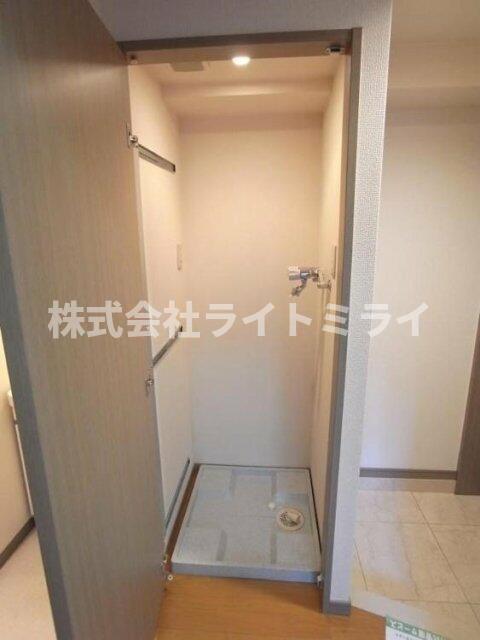 玄関　室内洗濯機置場