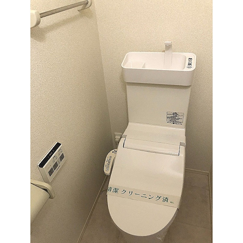 トイレ　別部屋参考写真