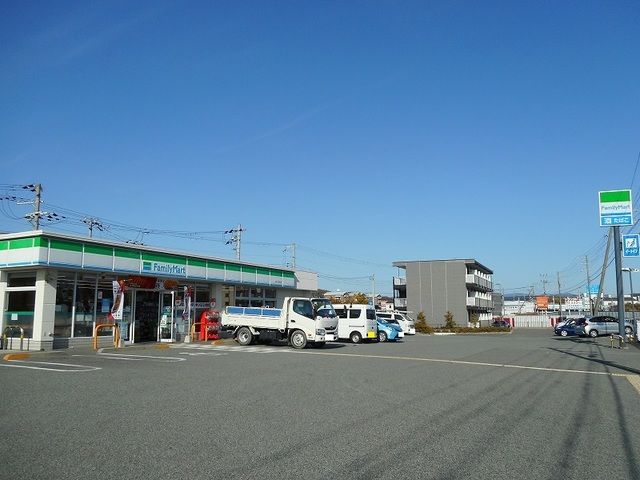 コンビニ　ファミリーマート神戸北別府店（コンビニ）まで700m