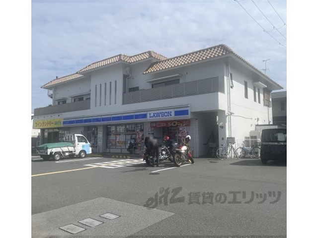 コンビニ　ローソン伊丹瑞ヶ丘四丁目店（コンビニ）まで150m