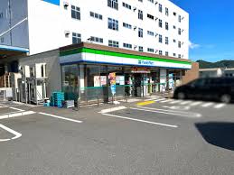 コンビニ　ファミリーマート 神辺町川南店（コンビニ）まで790m