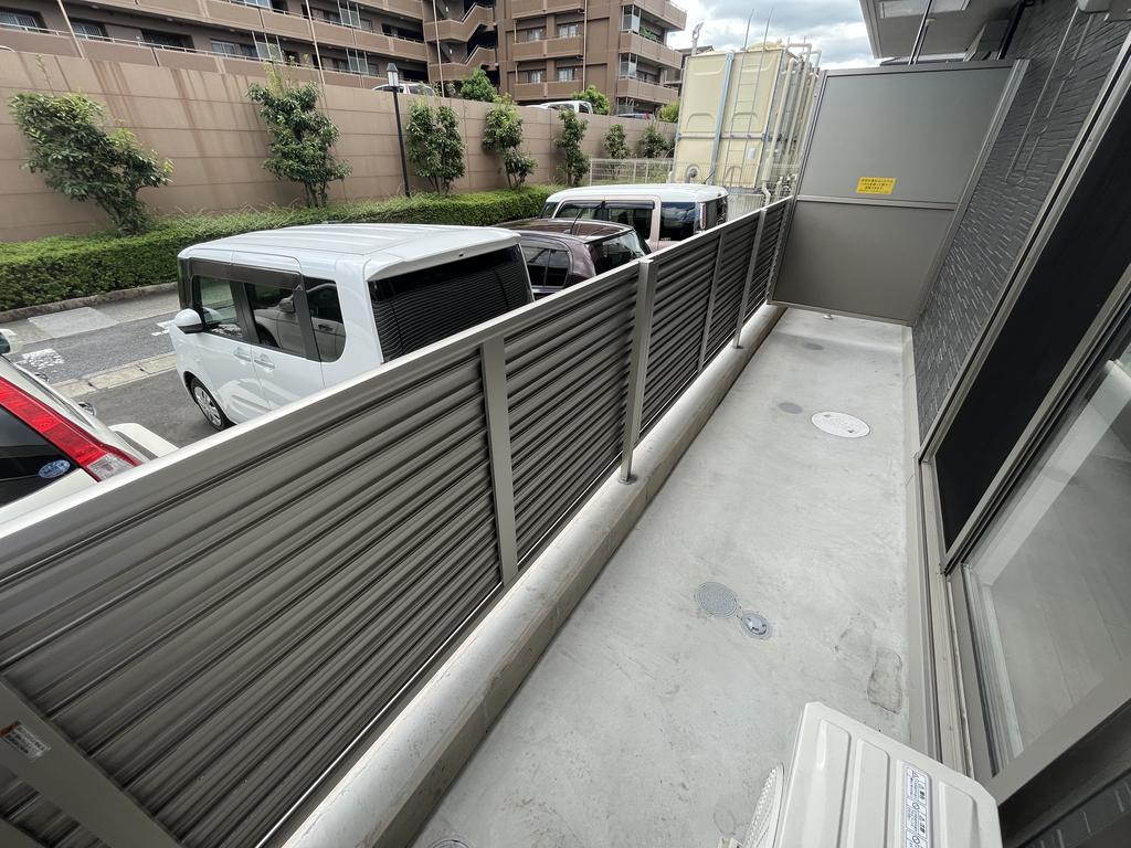 バルコニー　※同建物の別のお部屋の写真です。