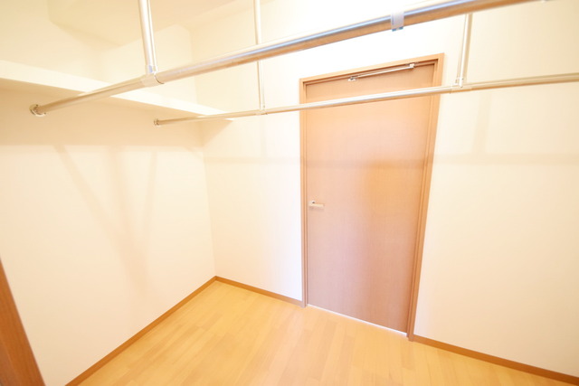 収納　☆使い勝手の良いウォークスルークローゼット☆
