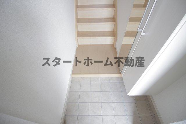 玄関　シンプルで使いやすい玄関です