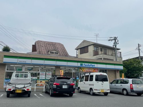 コンビニ　ファミリーマート 中川ときわ店（コンビニ）まで508m