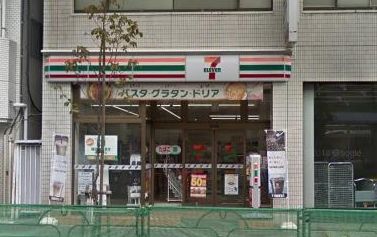 コンビニ　セブンイレブン清澄白河駅東店（コンビニ）まで161m