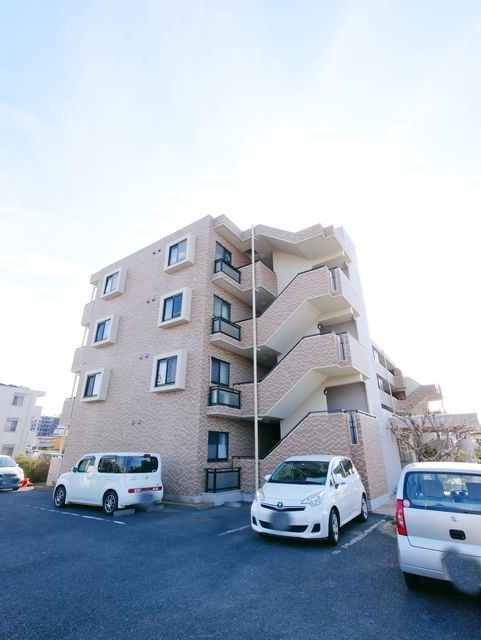 建物外観　★お部屋探しはタウンハウジング稲田堤店まで★