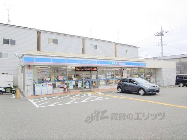 コンビニ　ローソン久世中久町店（コンビニ）まで200m