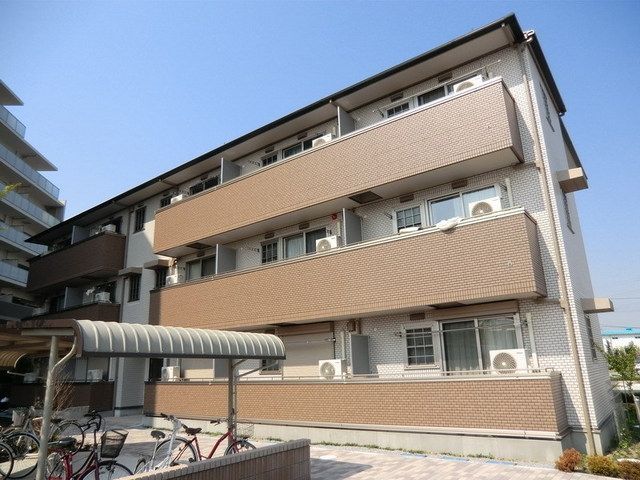 建物外観　駅徒歩5分