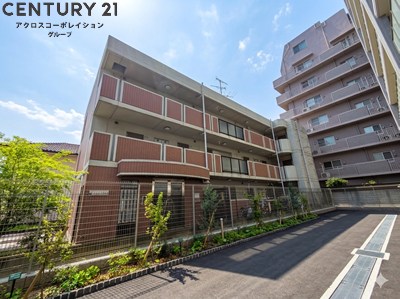 建物外観　敷地内駐車場・駐輪場あり◎