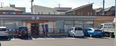 コンビニ　セブンイレブン 高松潟元駅北店（コンビニ）まで646m