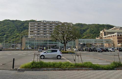 病院　徳島県立中央病院（病院）まで439m