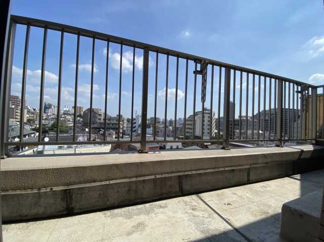 バルコニー　カスタリア目白※他のお部屋の参考写真となります。