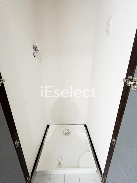 その他　室内洗濯機置き場です