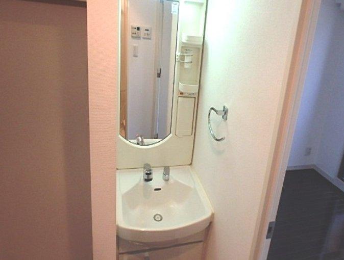 洗面設備　スワンズシティ大阪WEST　独立洗面化粧台