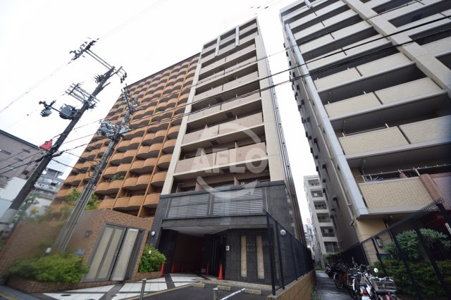 建物外観　スワンズシティ大阪WEST　ロビーホール