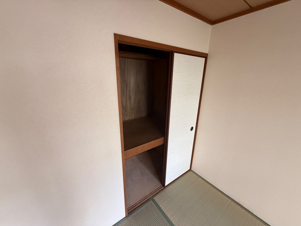 ロイヤルコート山本通の内装写真