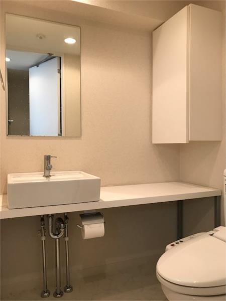 洗面設備　※別部屋の参考写真です。