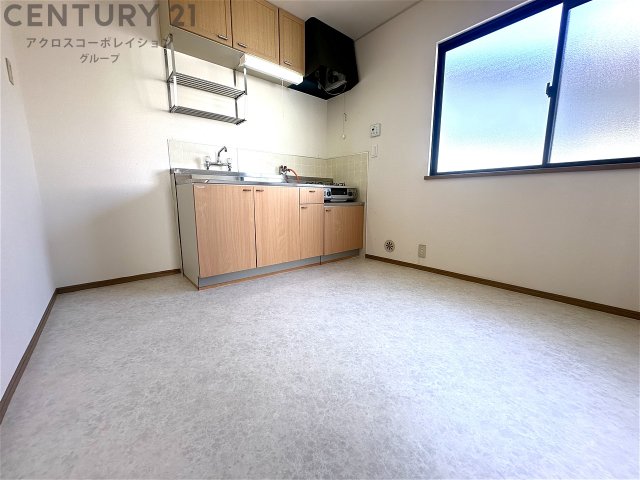居室・リビング　角部屋住戸で過ごしやすく、おすすめです。