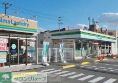 コンビニ　ファミリーマート豊中島江町店（コンビニ）まで130m