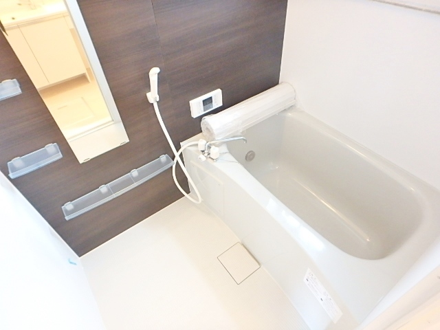 バス・シャワールーム　ほかのお部屋の参考画像です。