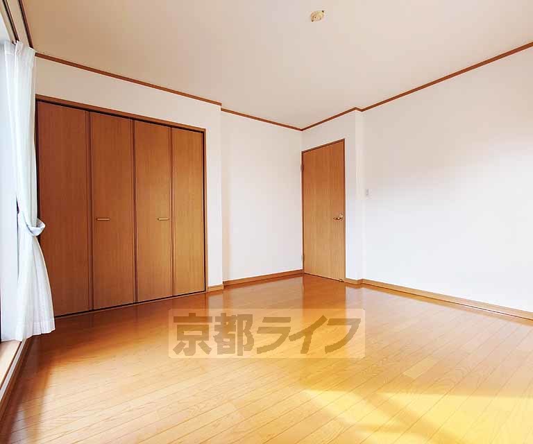 居室・リビング　ゆとりのある室内です。