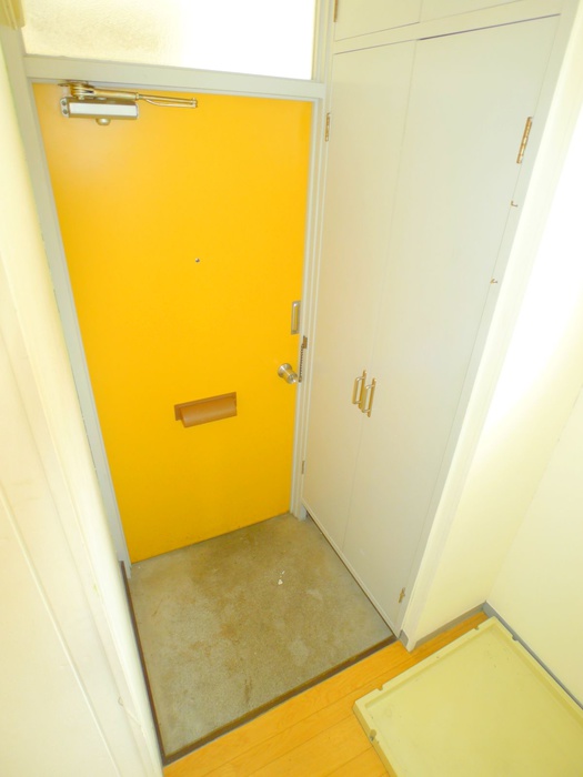 藤コーポの玄関写真