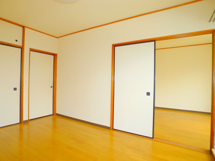 藤コーポの居間写真