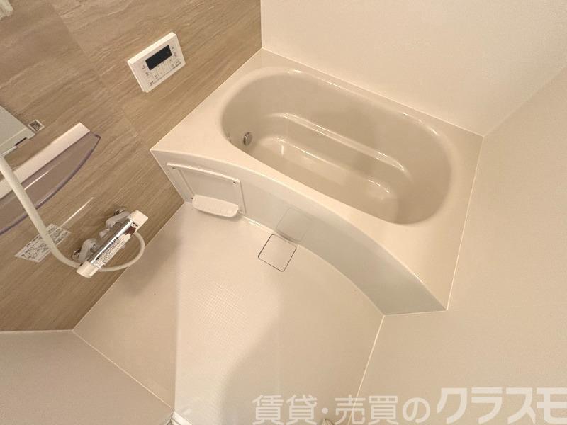 バス・シャワールーム　浴室乾燥機＆追い焚き機能付きバス♪