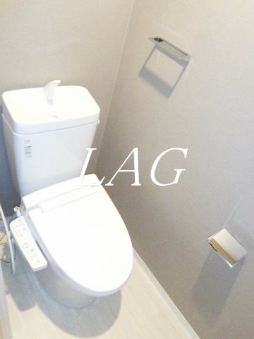 京王線 調布駅 徒歩1分 6階建 築12年のトイレ写真