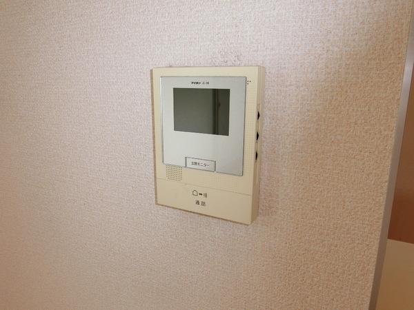 セキュリティ　来客者が確認できるTVモニターホンです