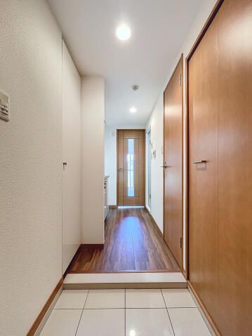 ＪＲ埼京線 浮間舟渡駅 徒歩12分 7階建 築20年の玄関写真