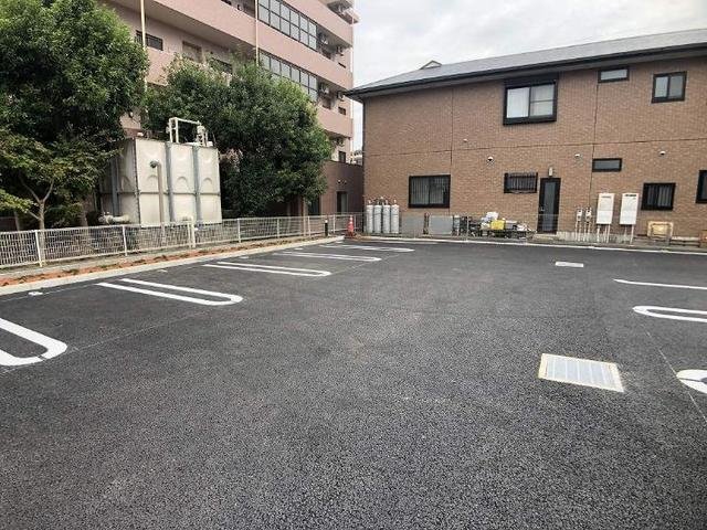 駐車場　車をお持ちの方に嬉しい駐車場付きの物件です