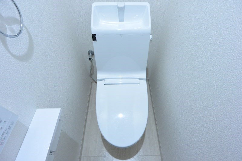 トイレ　トイレ